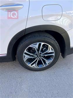 هيونداي سانتافي